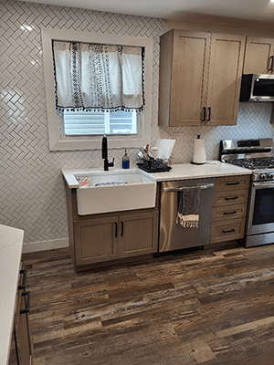 Kitchen remodeling by American Home Remodeling Service